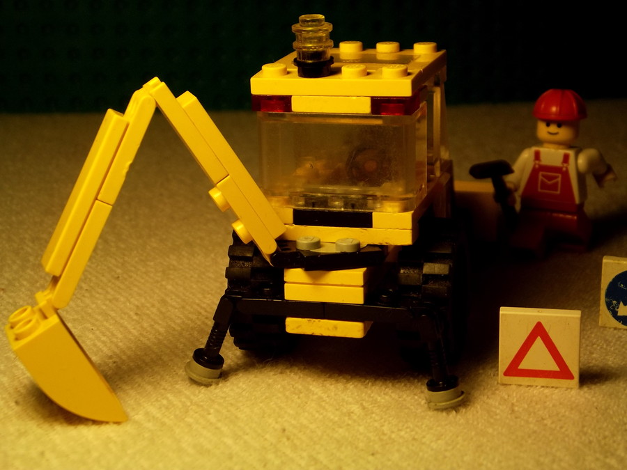 Backhoe (6662)
