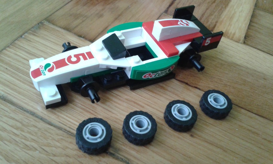Kamion, versenyautó