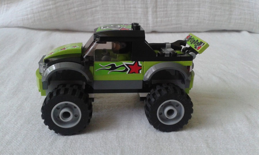 Monster truck