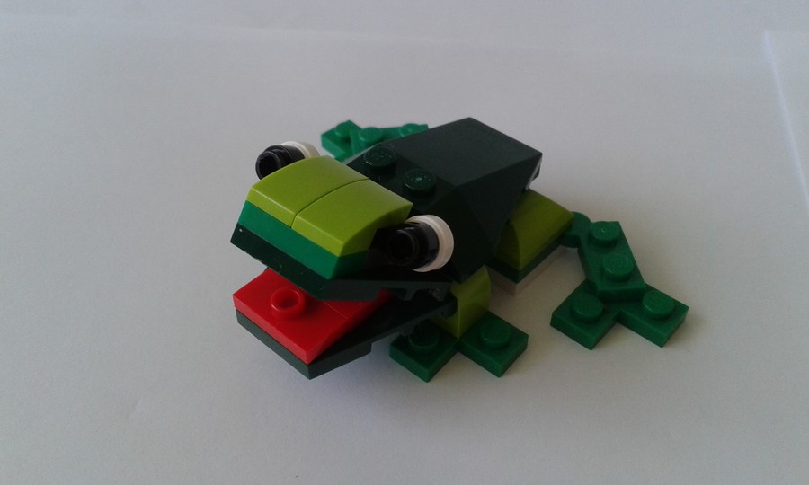 31031