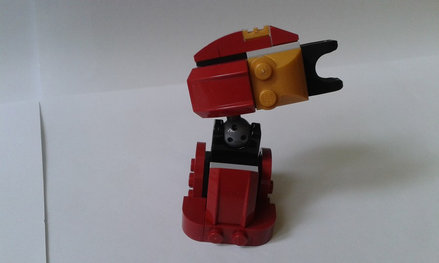 76031