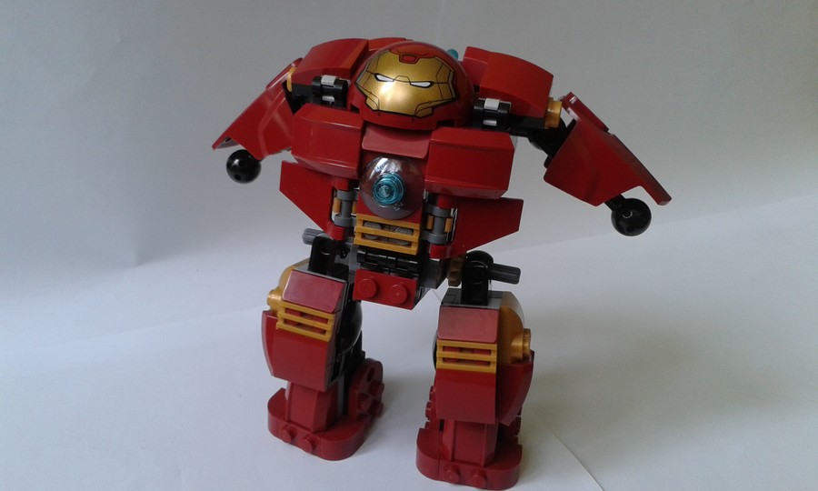 76031