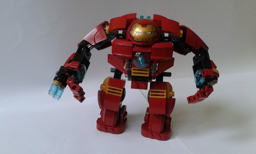 76031