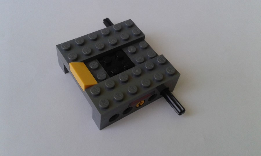 31046