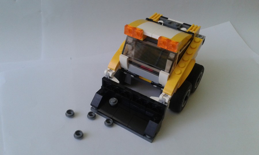 31046