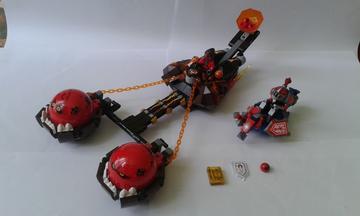 70314 - Nexo knights Szörnyek ura harci szekere