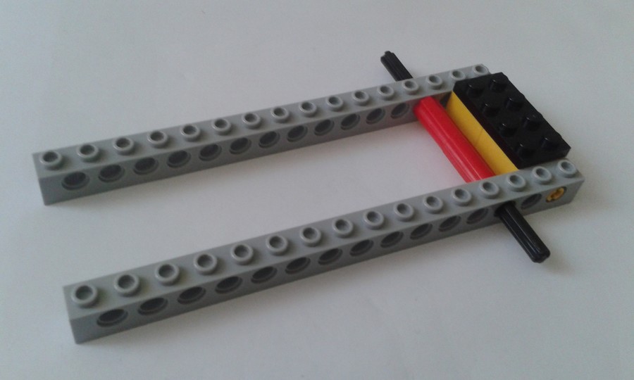 31046