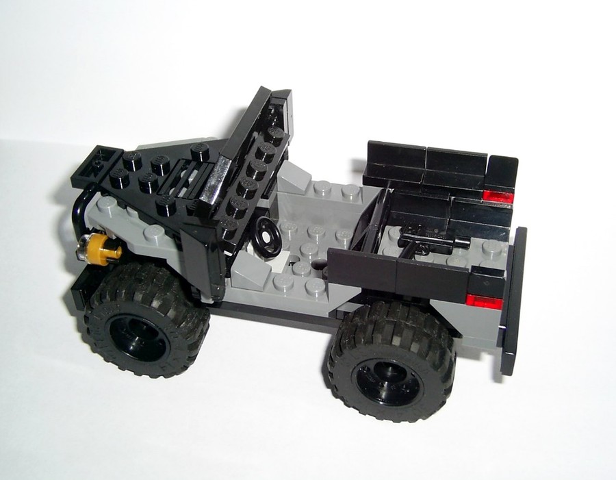 A kapitány Jeep-je