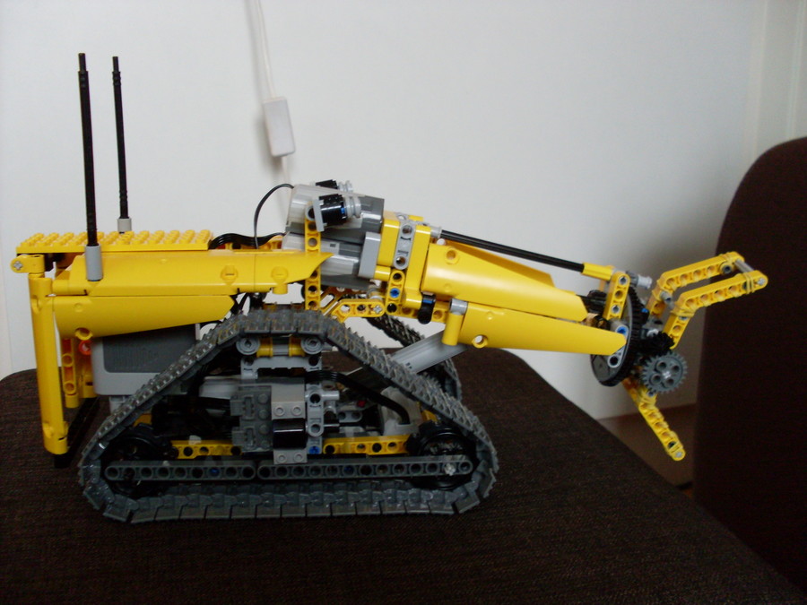 LEGO Technic Bombakereső robot