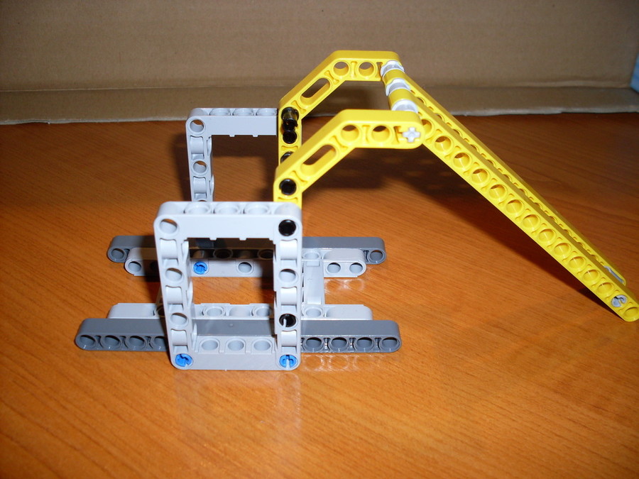 LEGO Technic Bombakereső robot