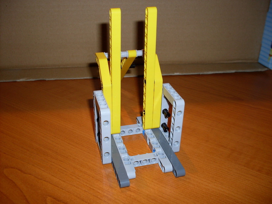 LEGO Technic Bombakereső robot