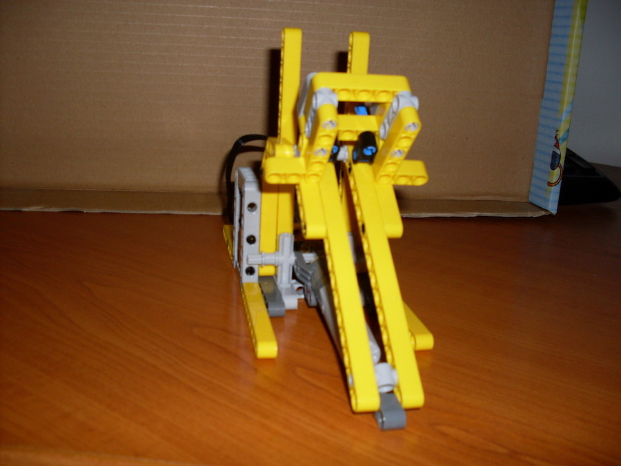 LEGO Technic Bombakereső robot