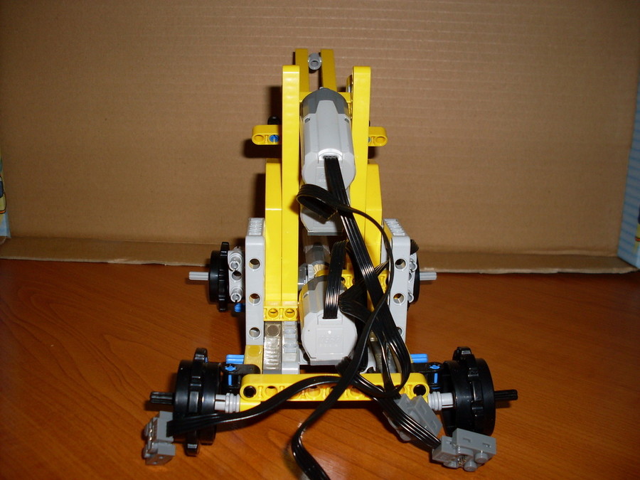 LEGO Technic Bombakereső robot