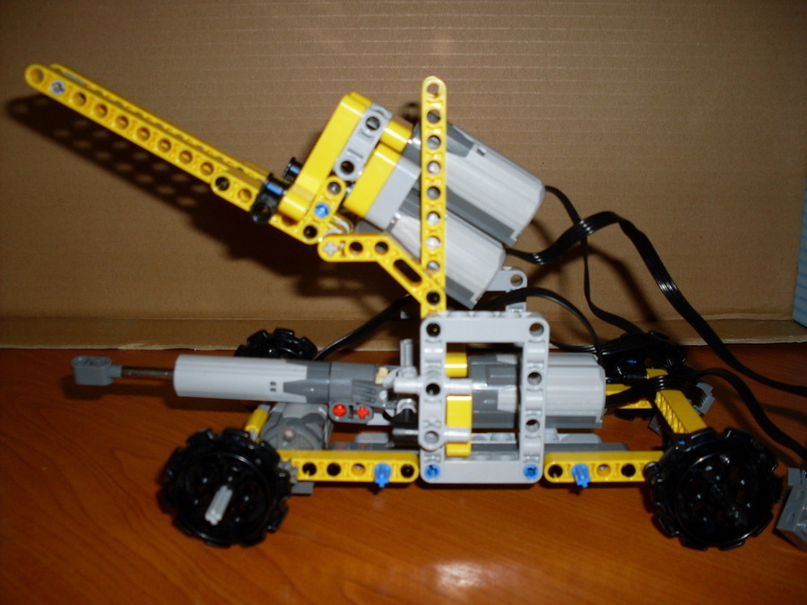 LEGO Technic Bombakereső robot