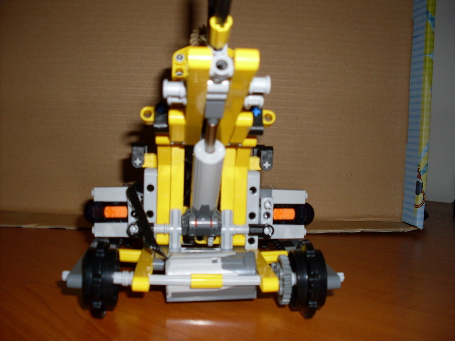 LEGO Technic Bombakereső robot