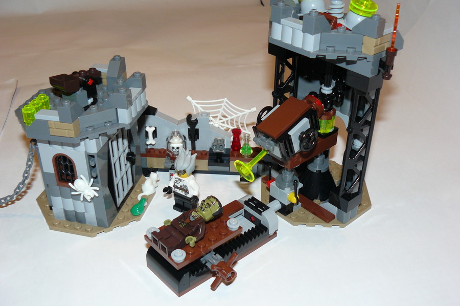  Monster Fighters 9466