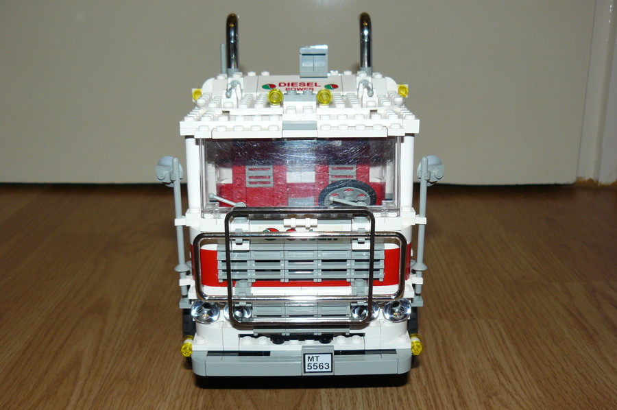 Model Team 5563