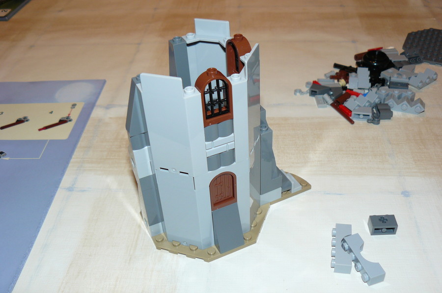  Monster Fighters 9468