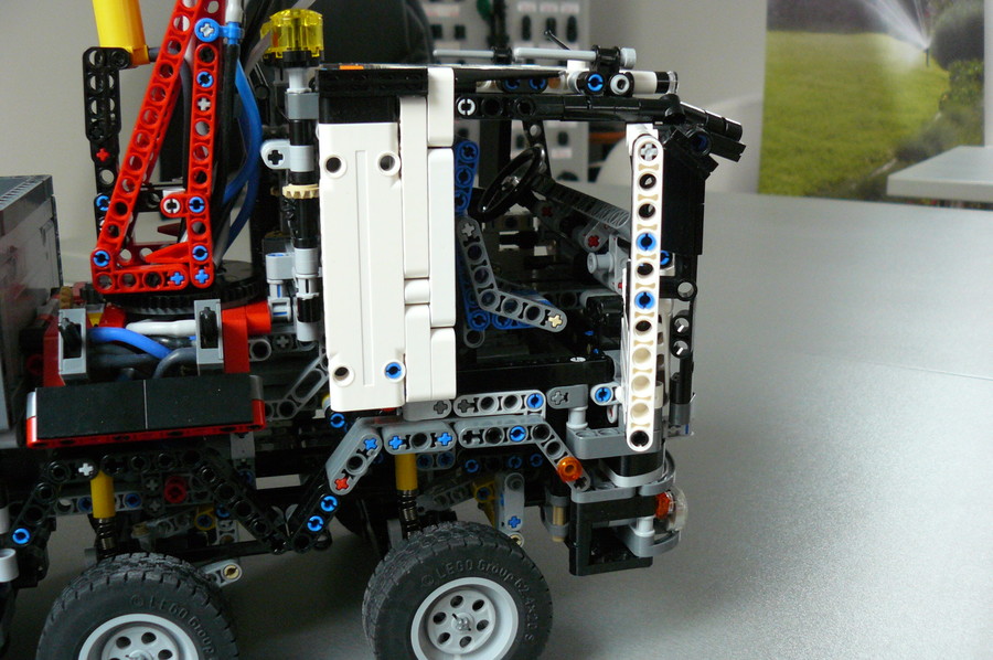 Lego Technic 42043 Replika