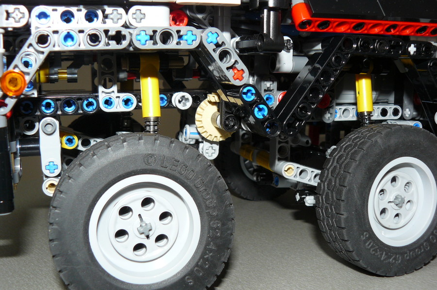 Lego Technic 42043 Replika