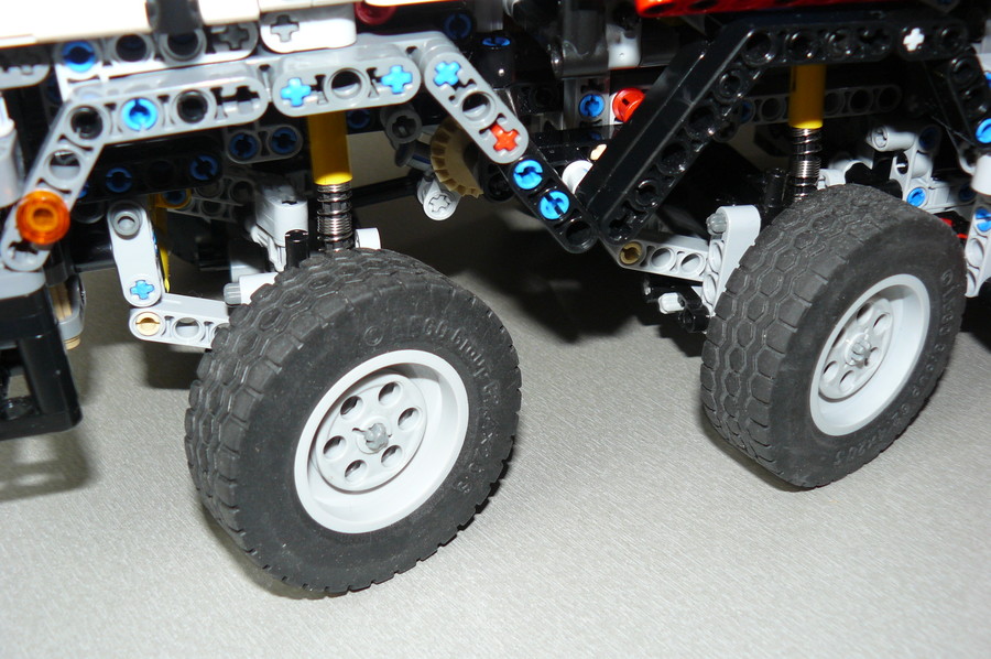 Lego Technic 42043 Replika