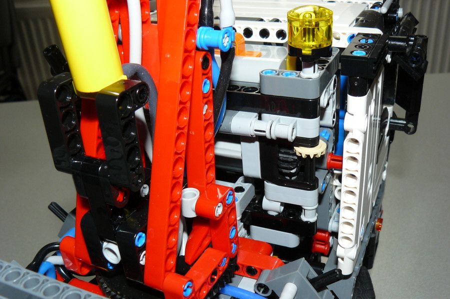 Lego Technic 42043 Replika