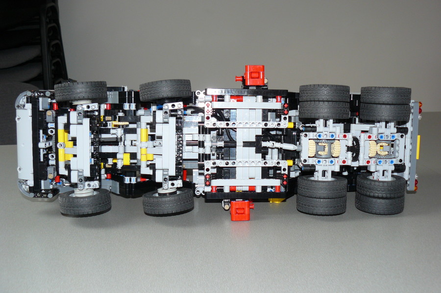 Lego Technic 42043 Replika