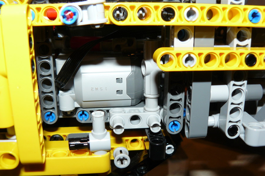 42042 Replika + SBrick (+8436)