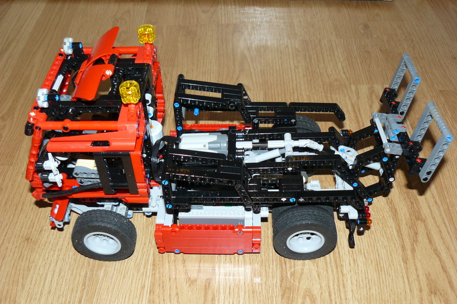42042 Replika + SBrick (+8436)