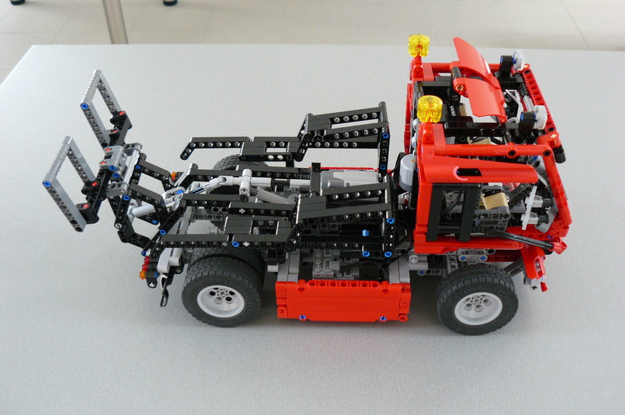 42042 Replika + SBrick (+8436)