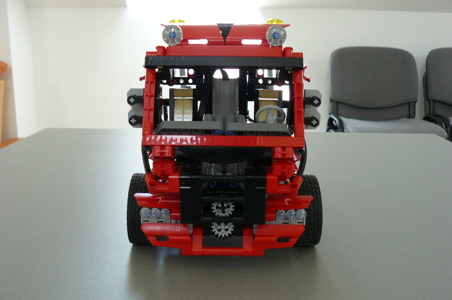 42042 Replika + SBrick (+8436)