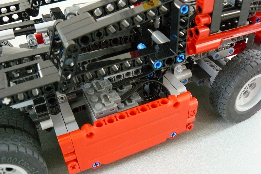 42042 Replika + SBrick (+8436)