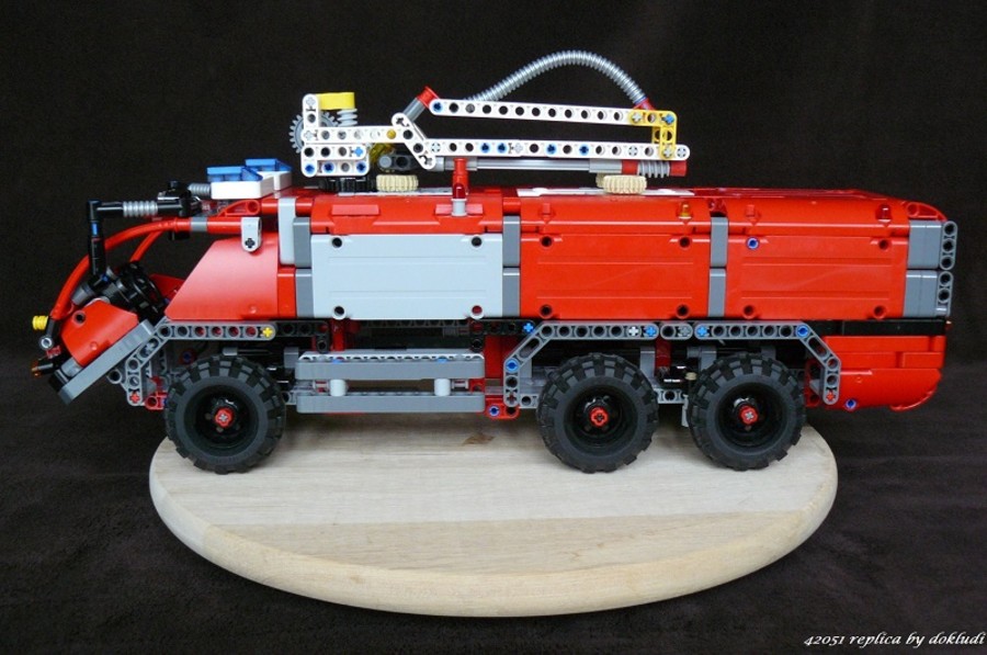 Lego Technic 42051 Replika