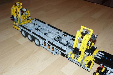 Combilift Container Lifter Replica